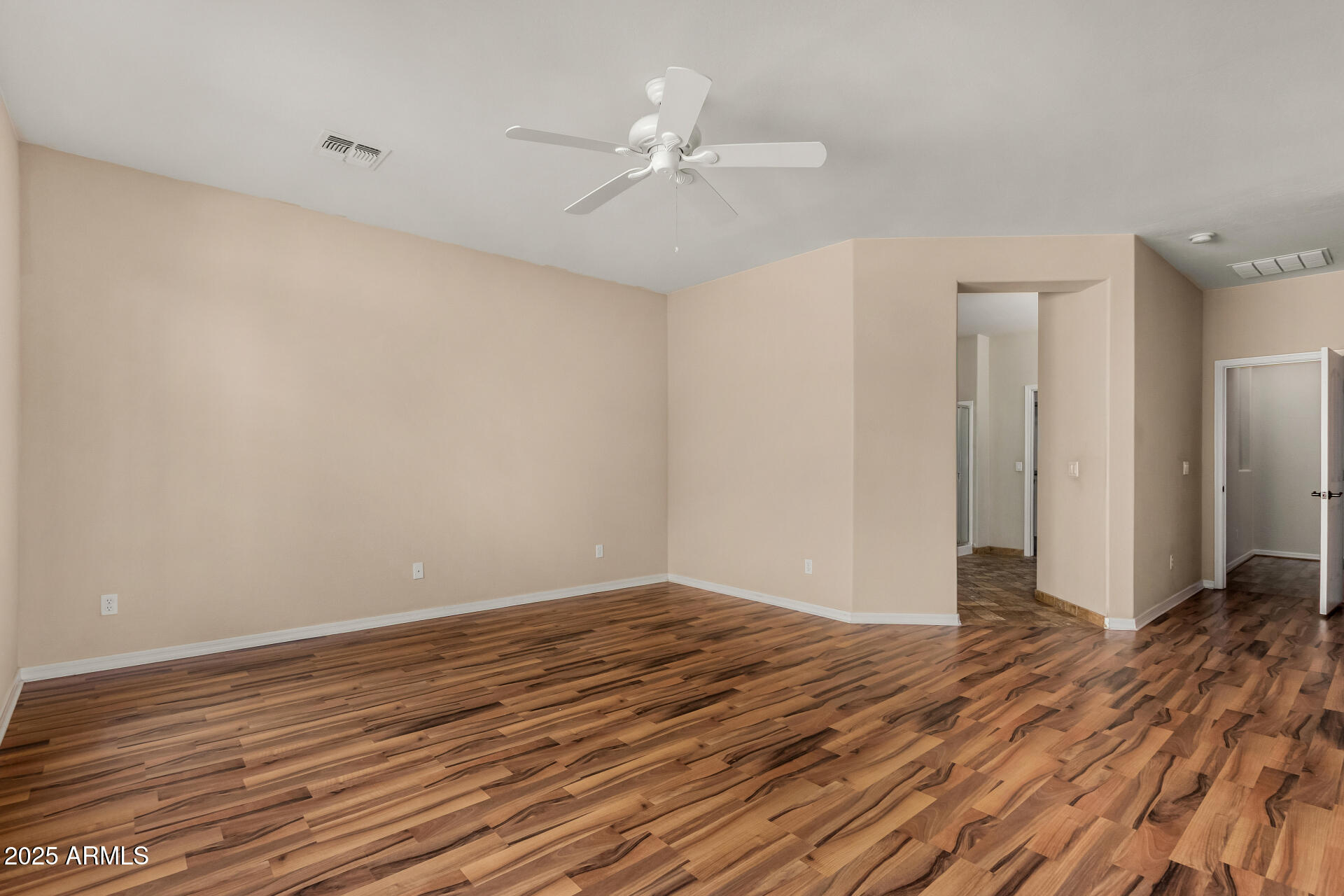 15132 W Ventura Street