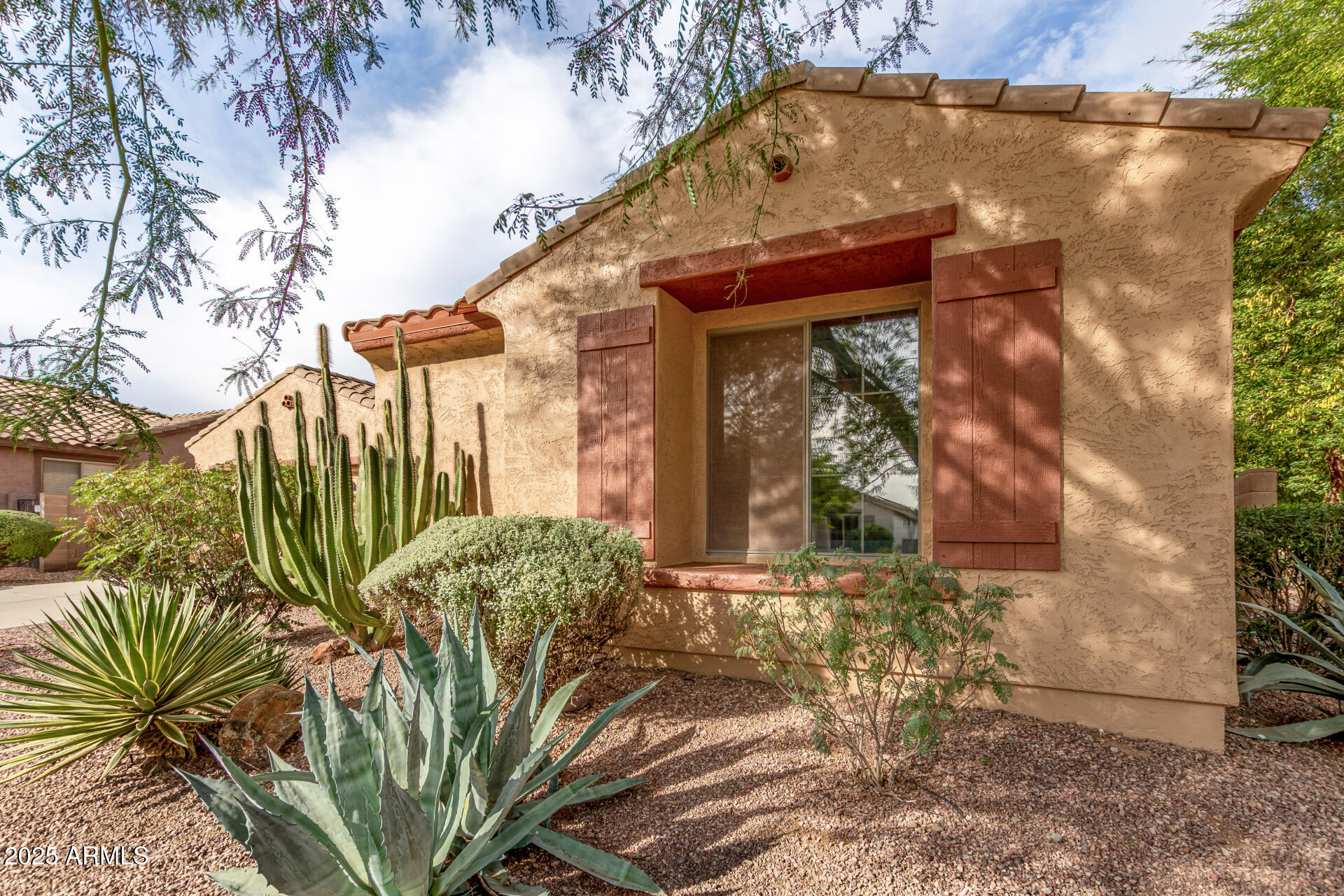 15132 W Ventura Street