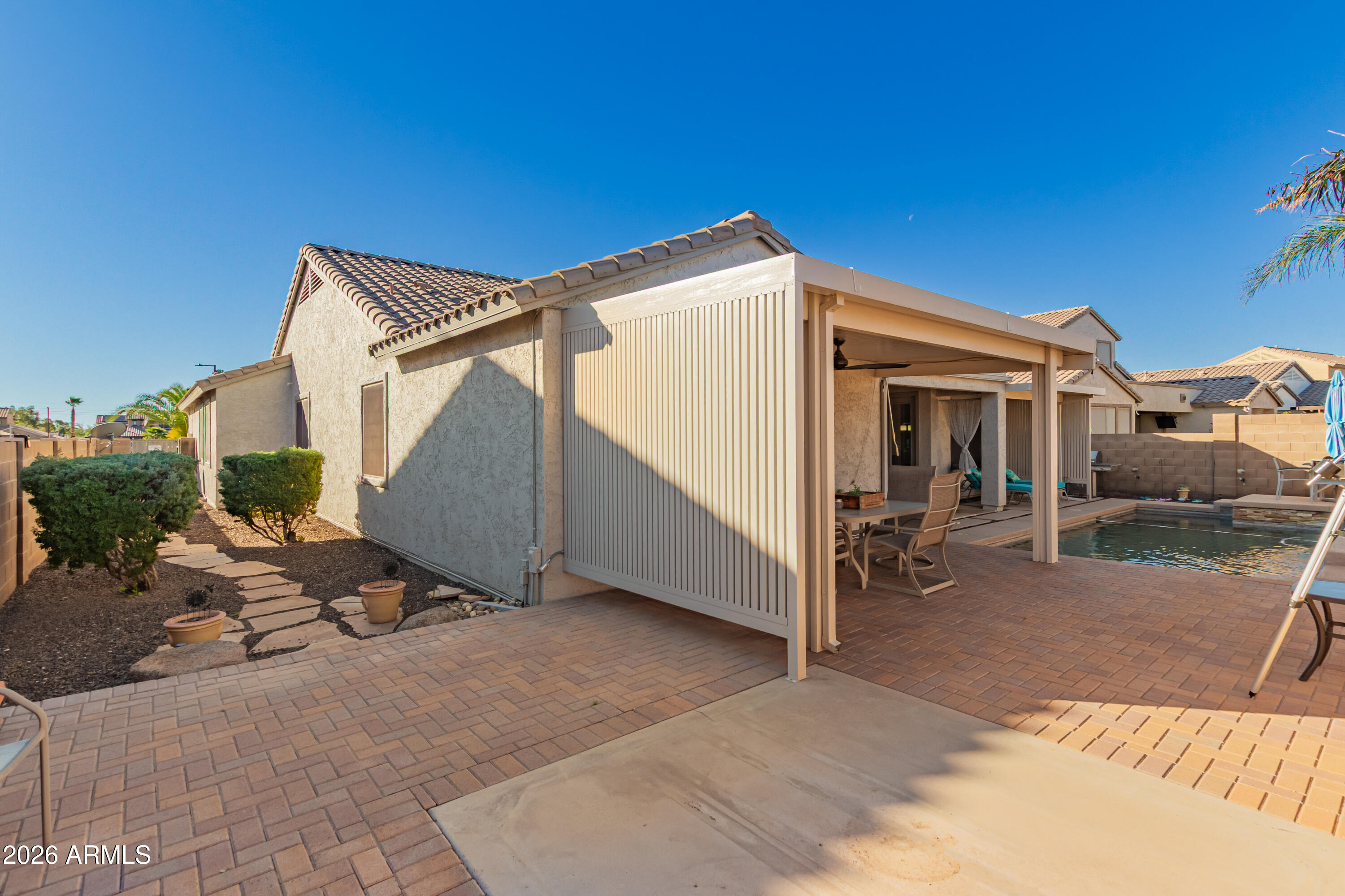 15208 W REDFIELD Road