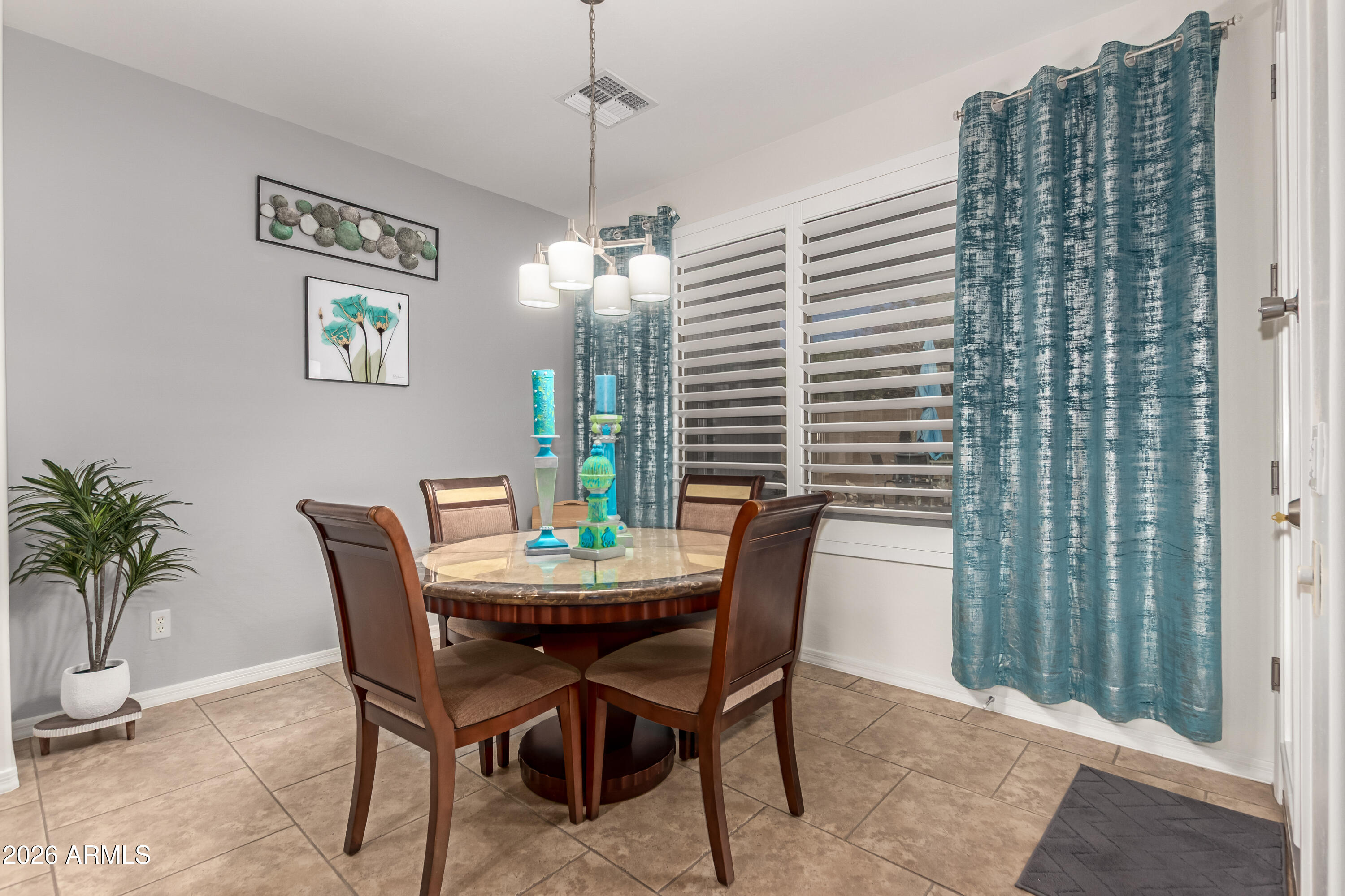 15208 W REDFIELD Road