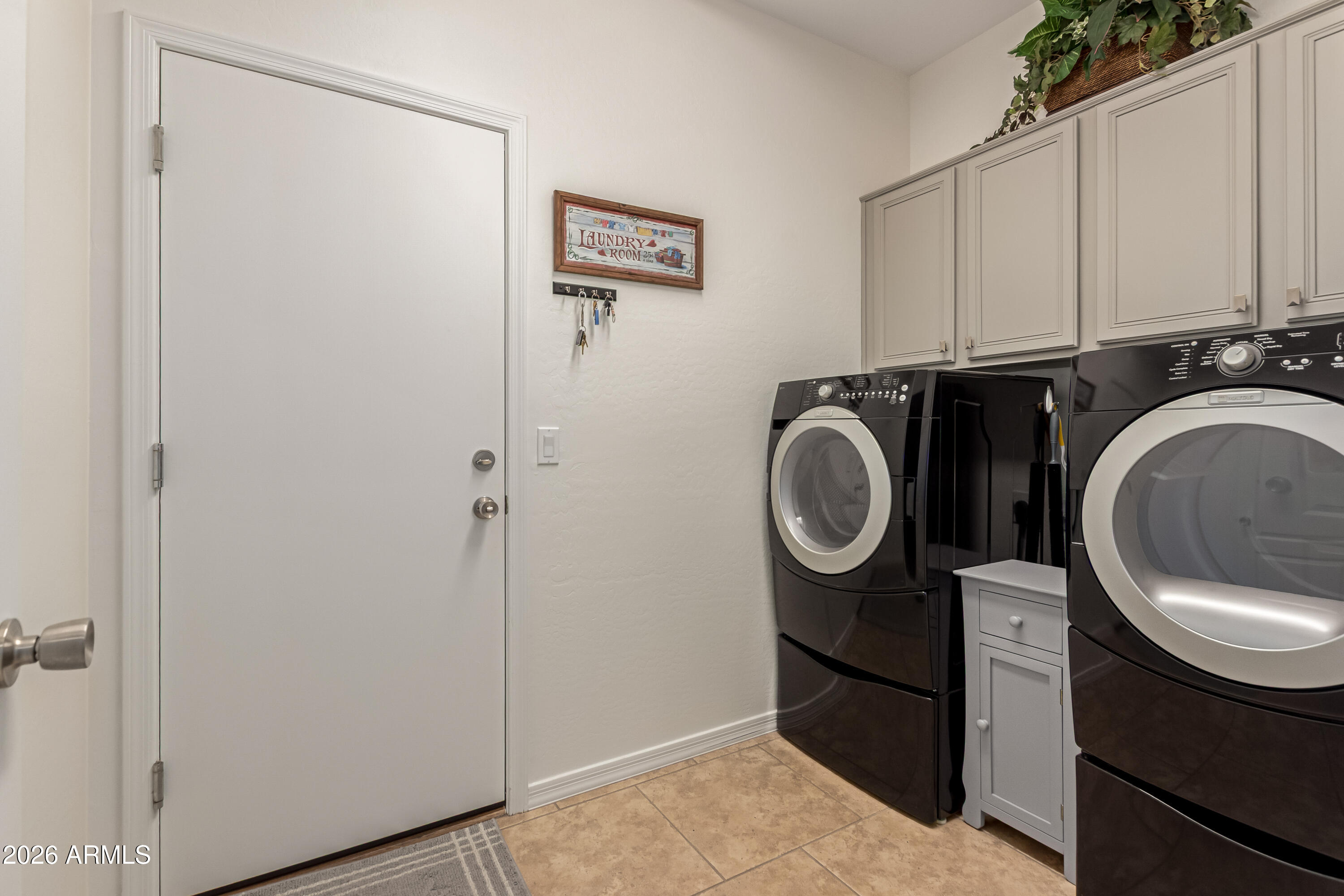 15208 W REDFIELD Road