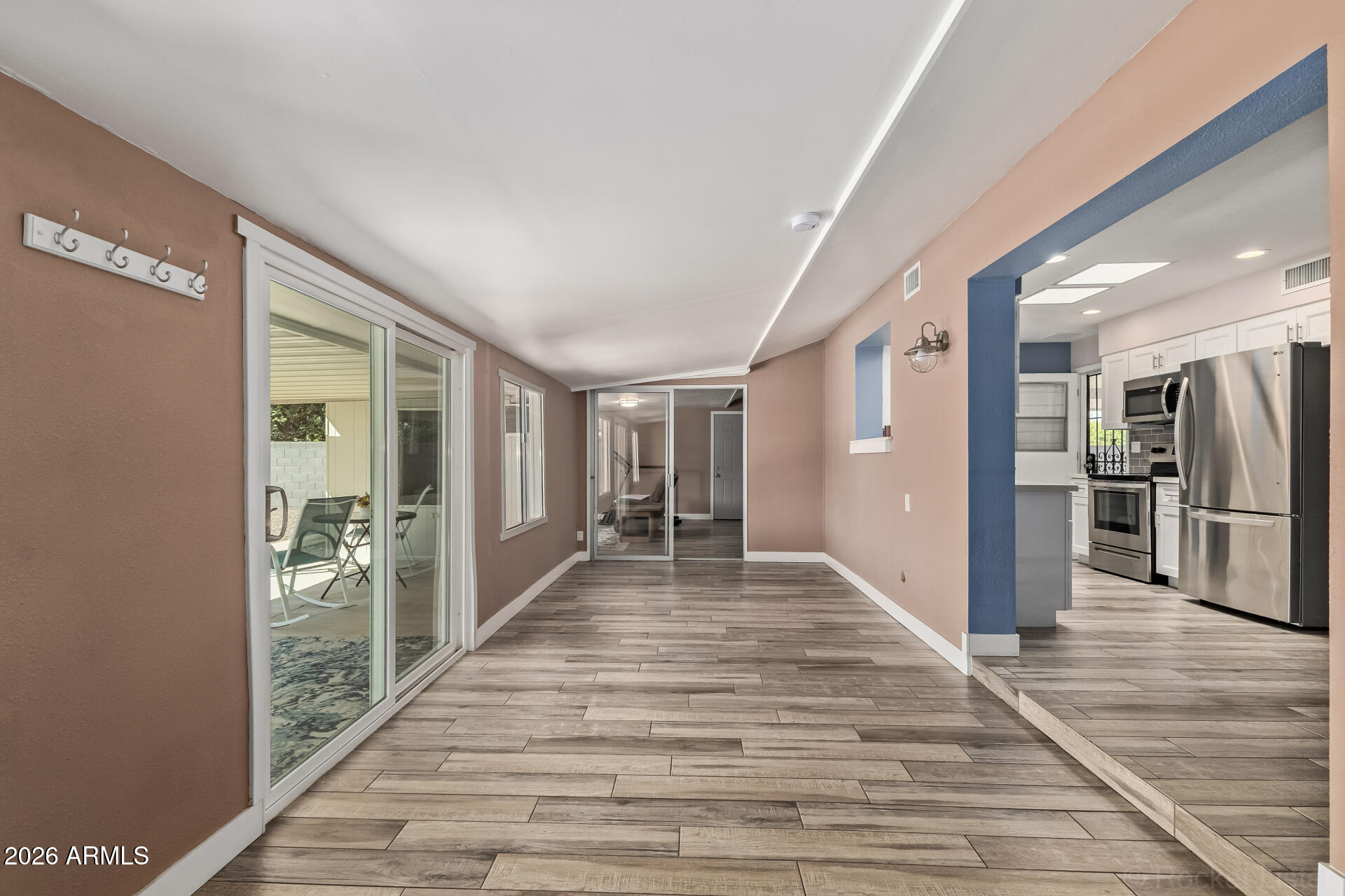 10731 W Tropicana Circle