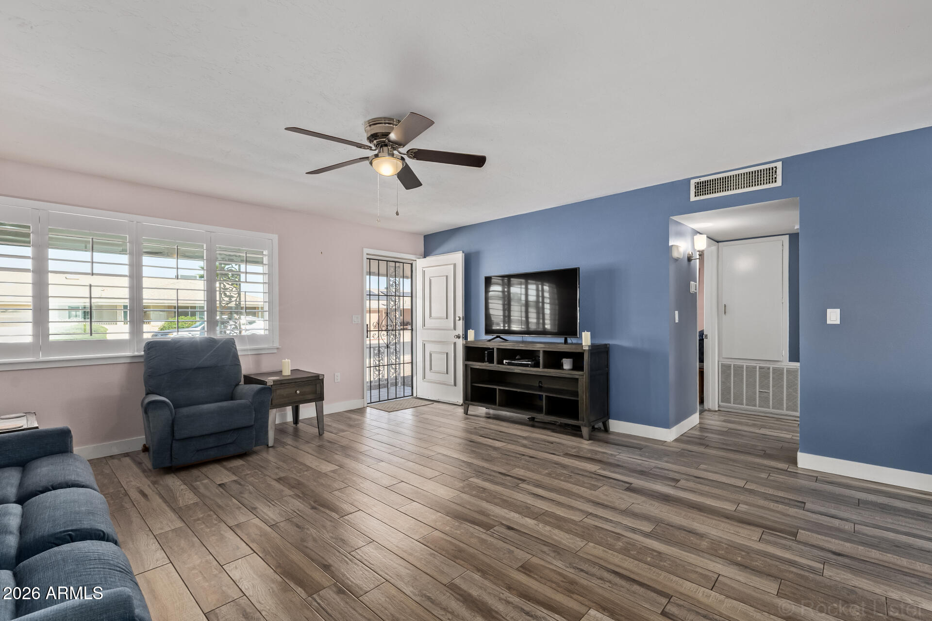 10731 W Tropicana Circle