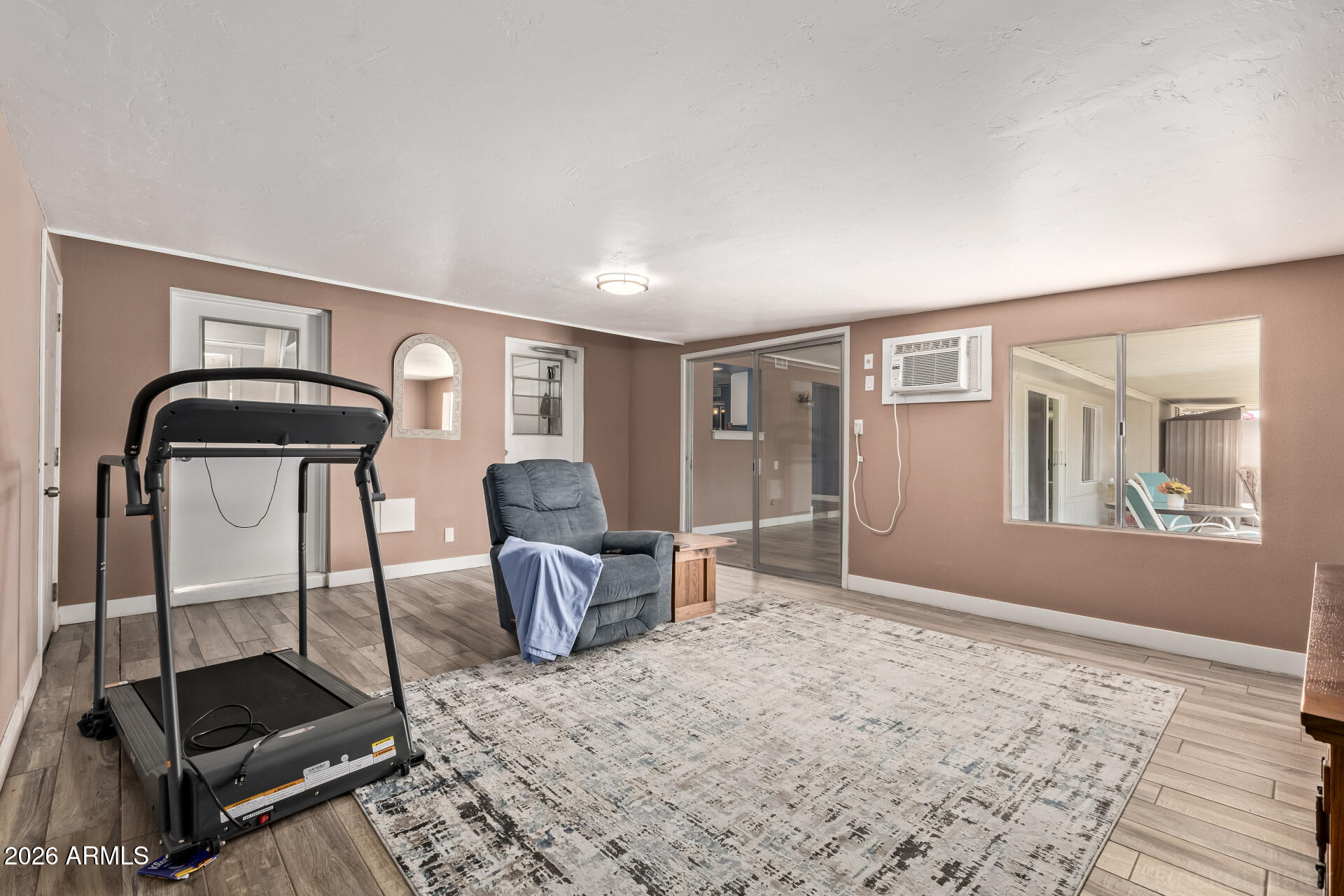 10731 W Tropicana Circle