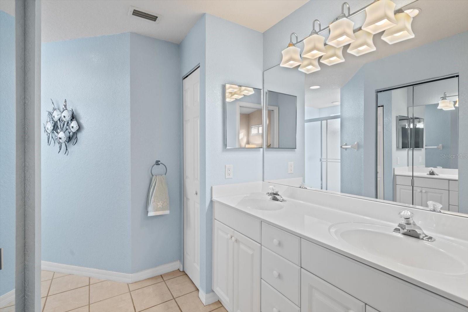 6315 BAY CEDAR LANE Unit: 2-202