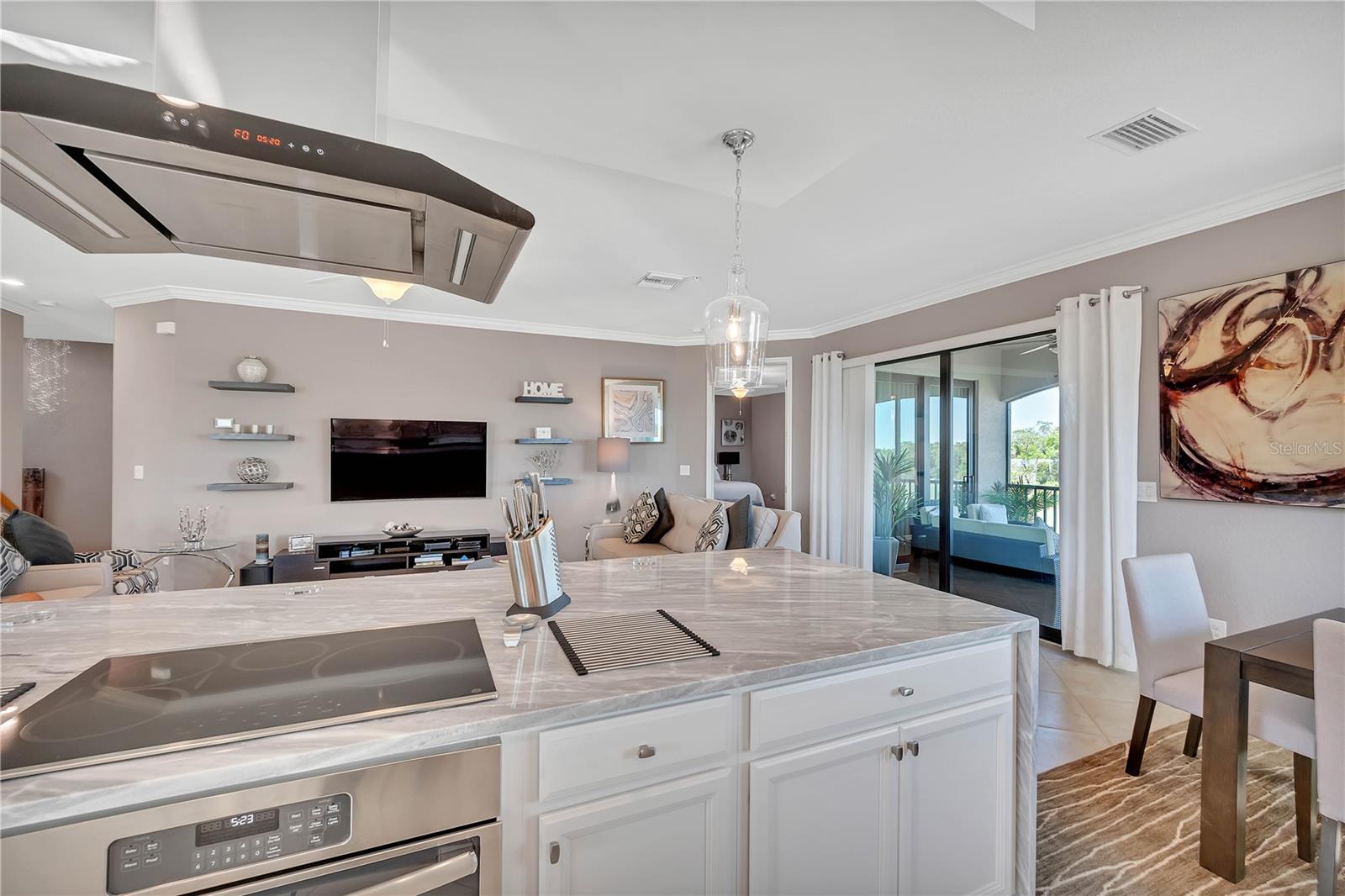 5815 WAKE FOREST RUN #103