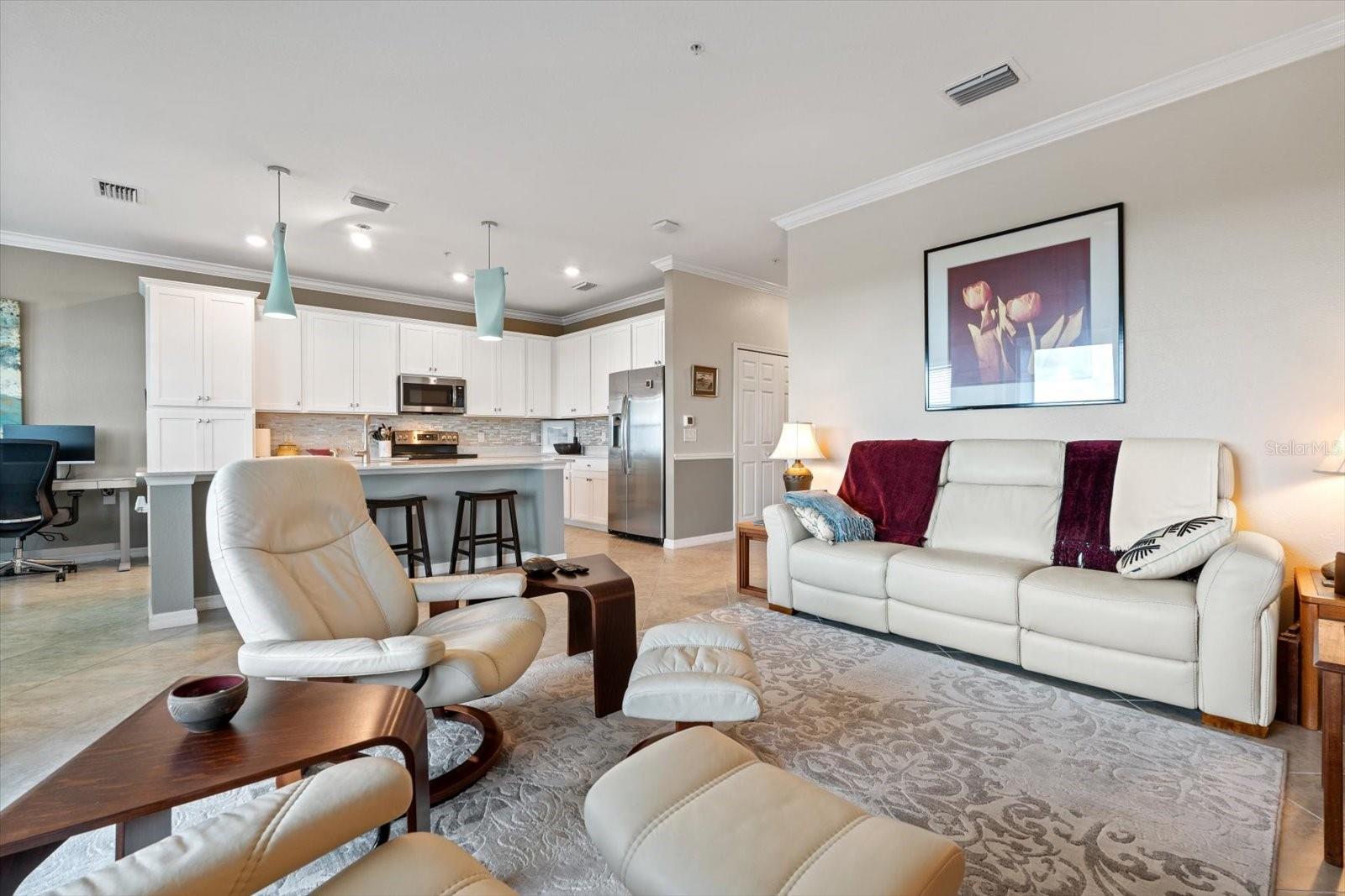 17520 GAWTHROP DR #401