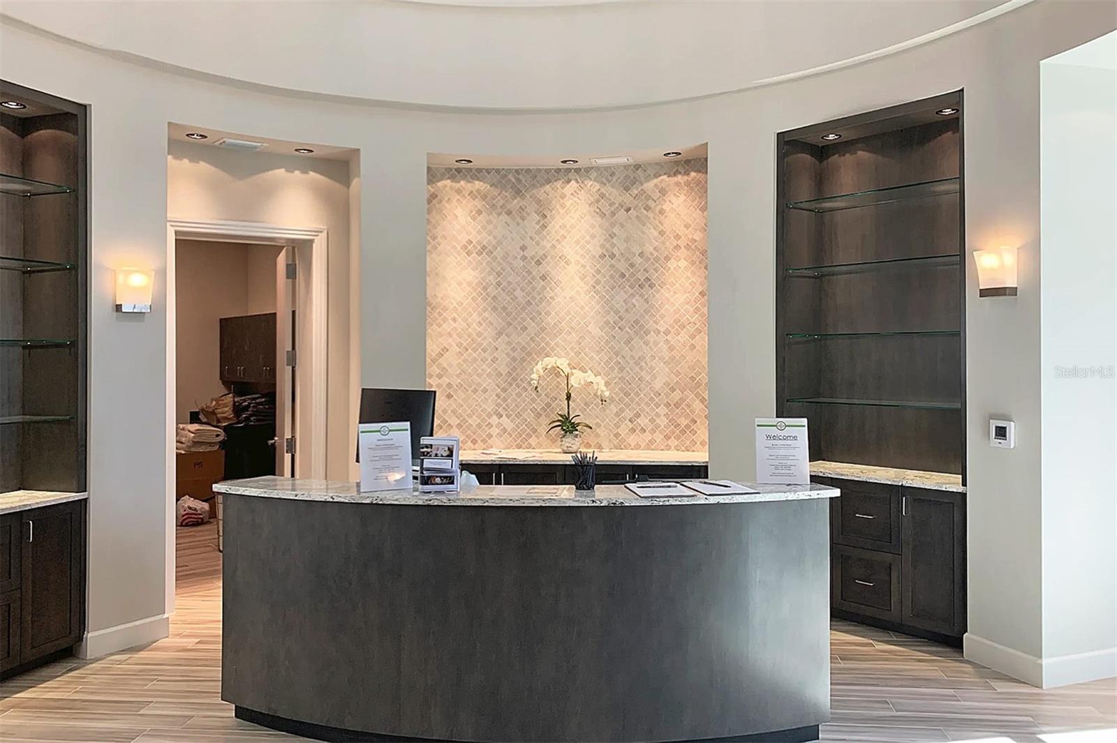 17704 GAWTHROP DR #207