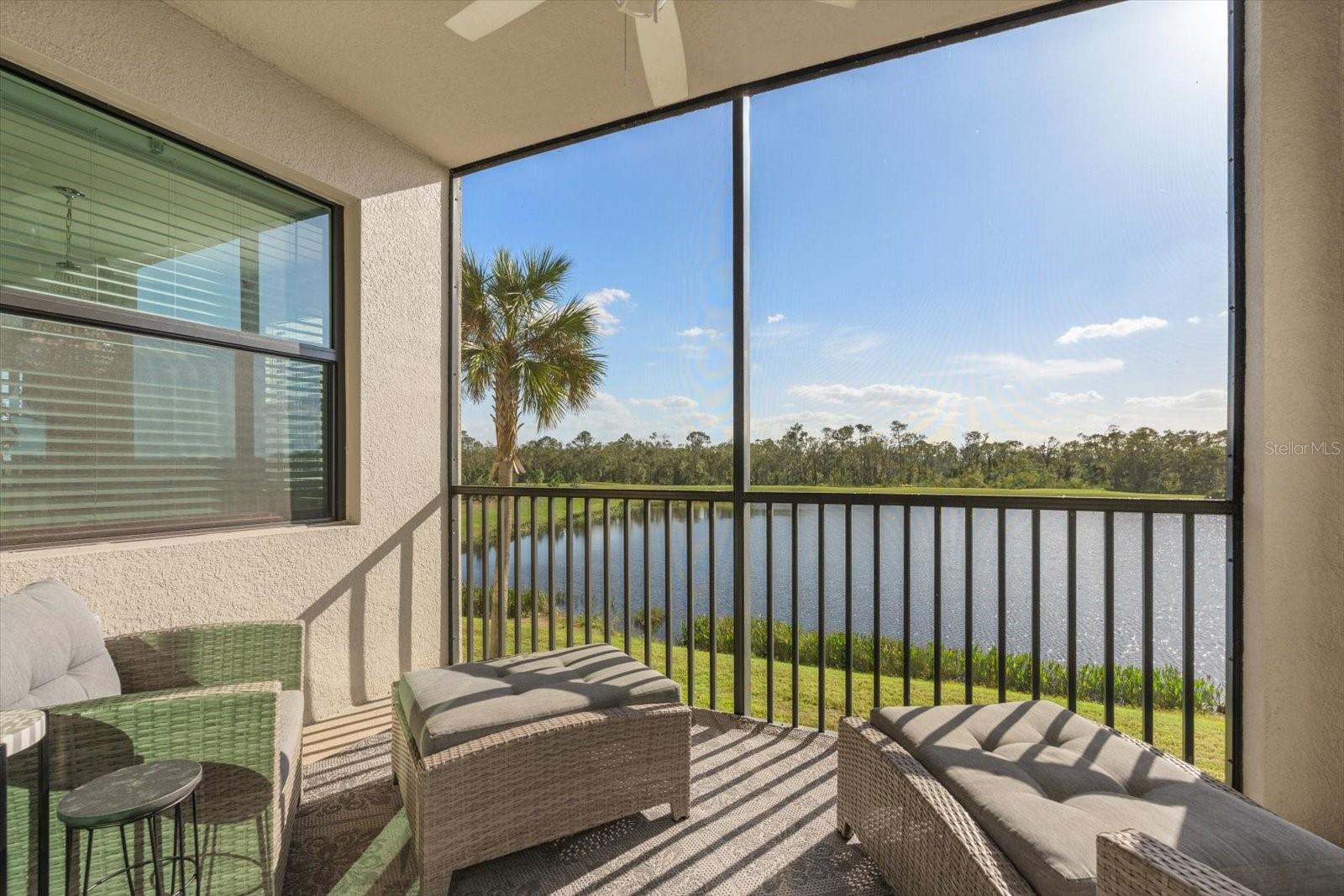 17704 GAWTHROP DR #207