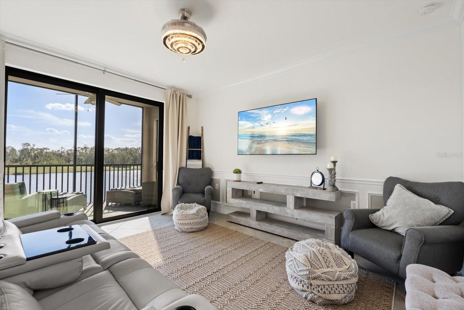 17704 GAWTHROP DR #207