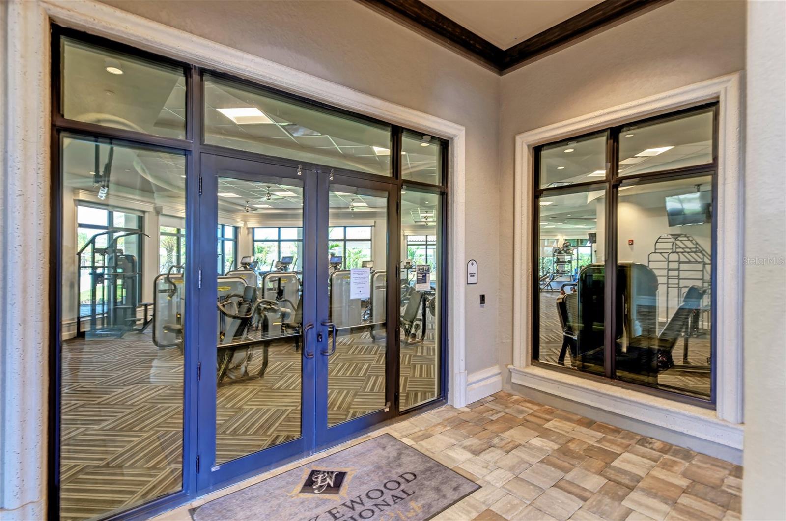 17704 GAWTHROP DR #207