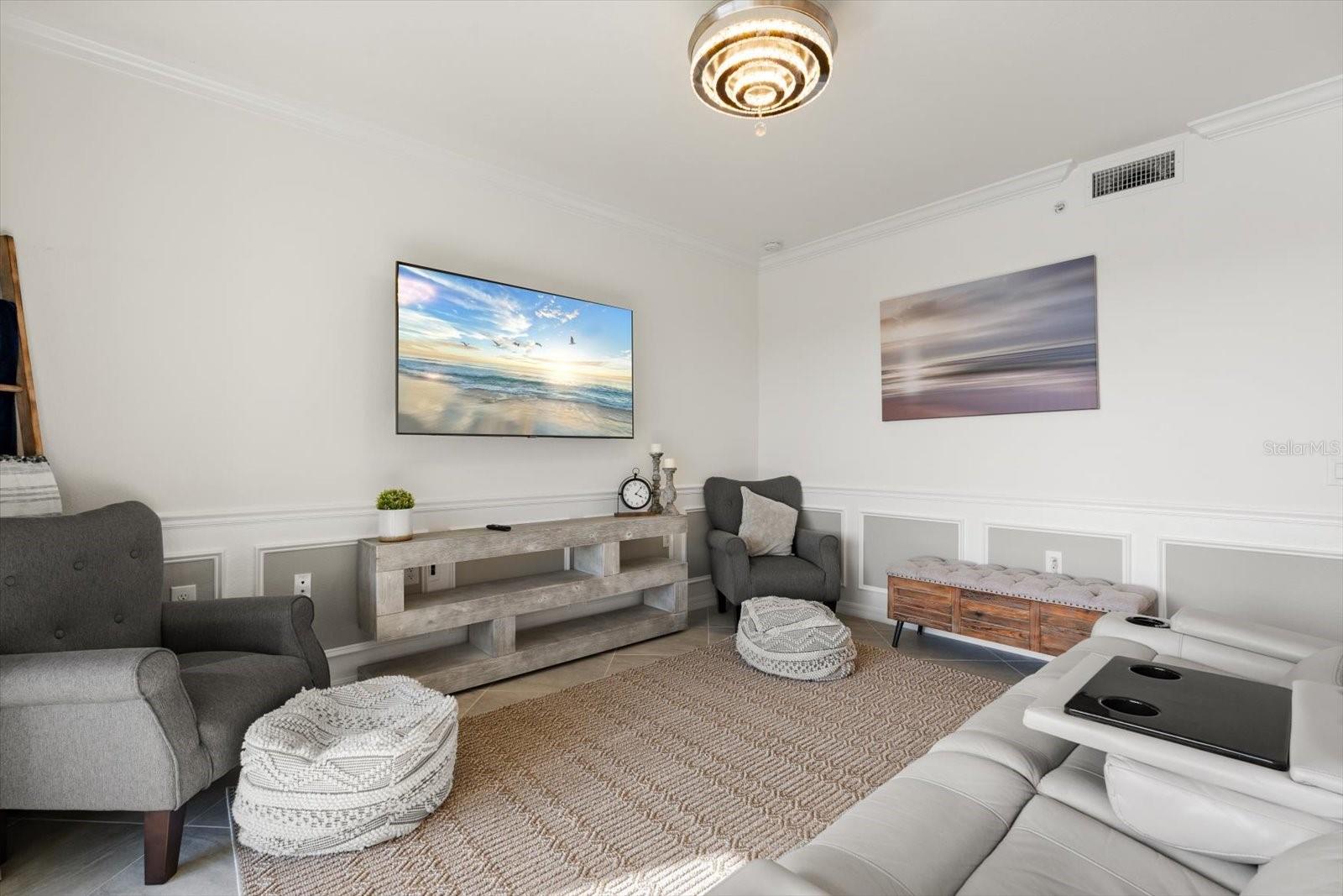 17704 GAWTHROP DR #207