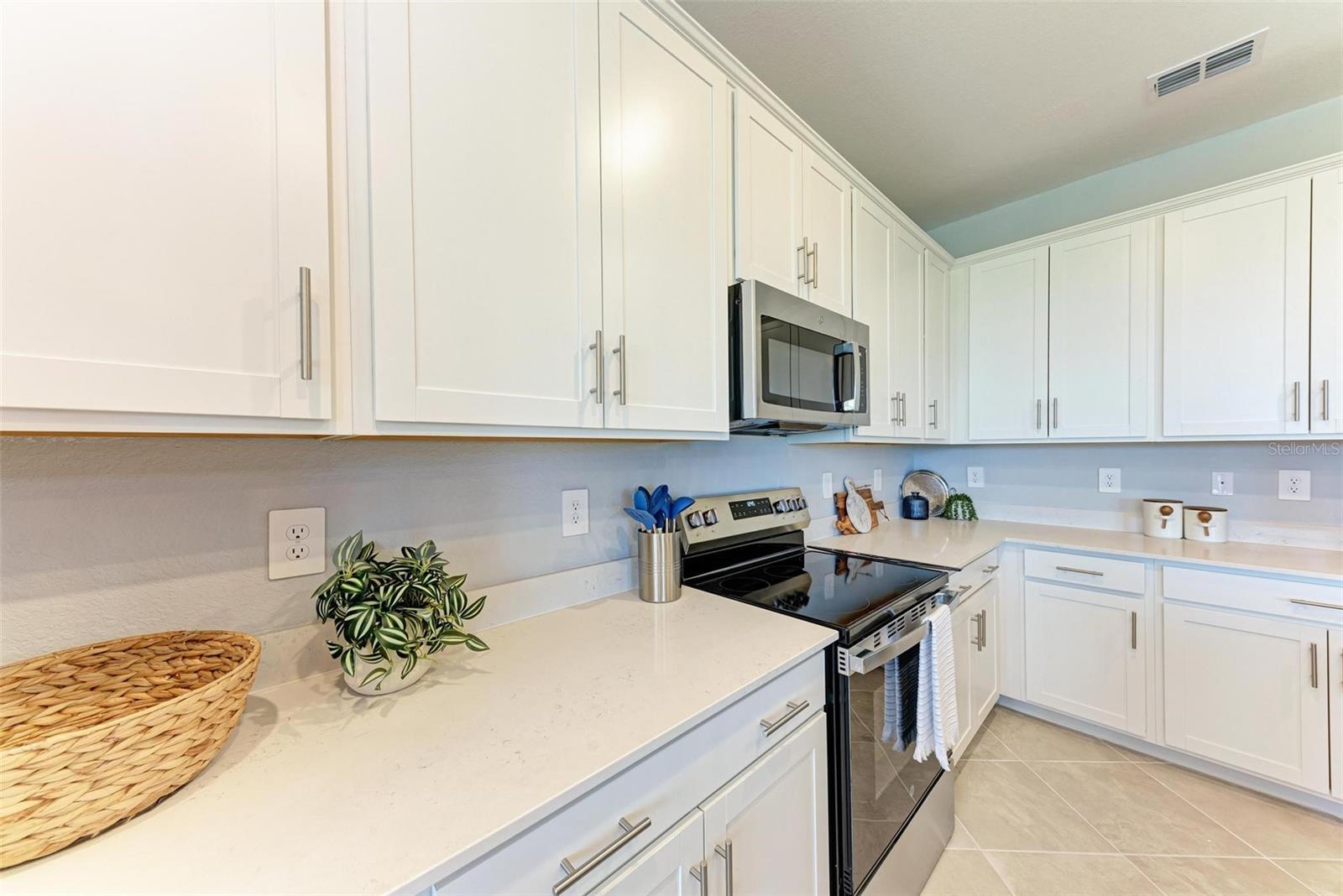 12320 WELLEN GOLF ST #402