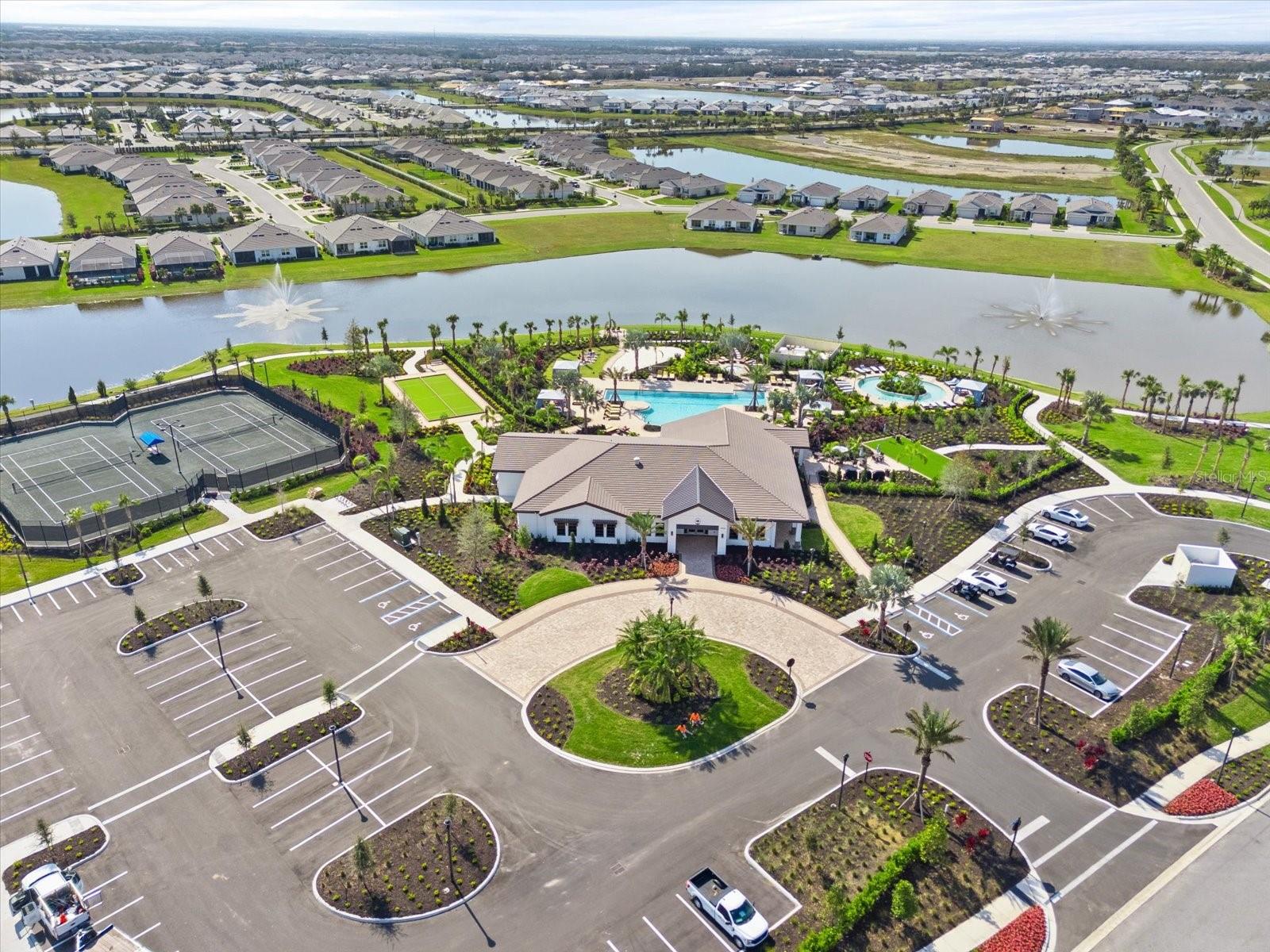 17738 PASTURELAND AVE