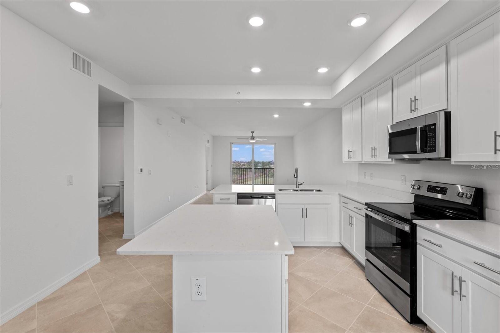 12180 WELLEN GOLF ST #305