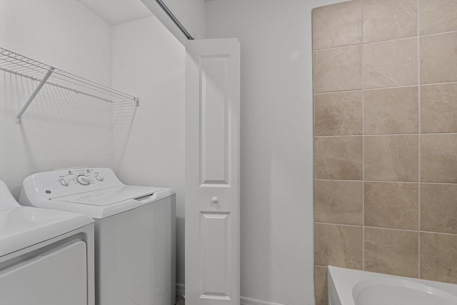 12180 WELLEN GOLF ST #305