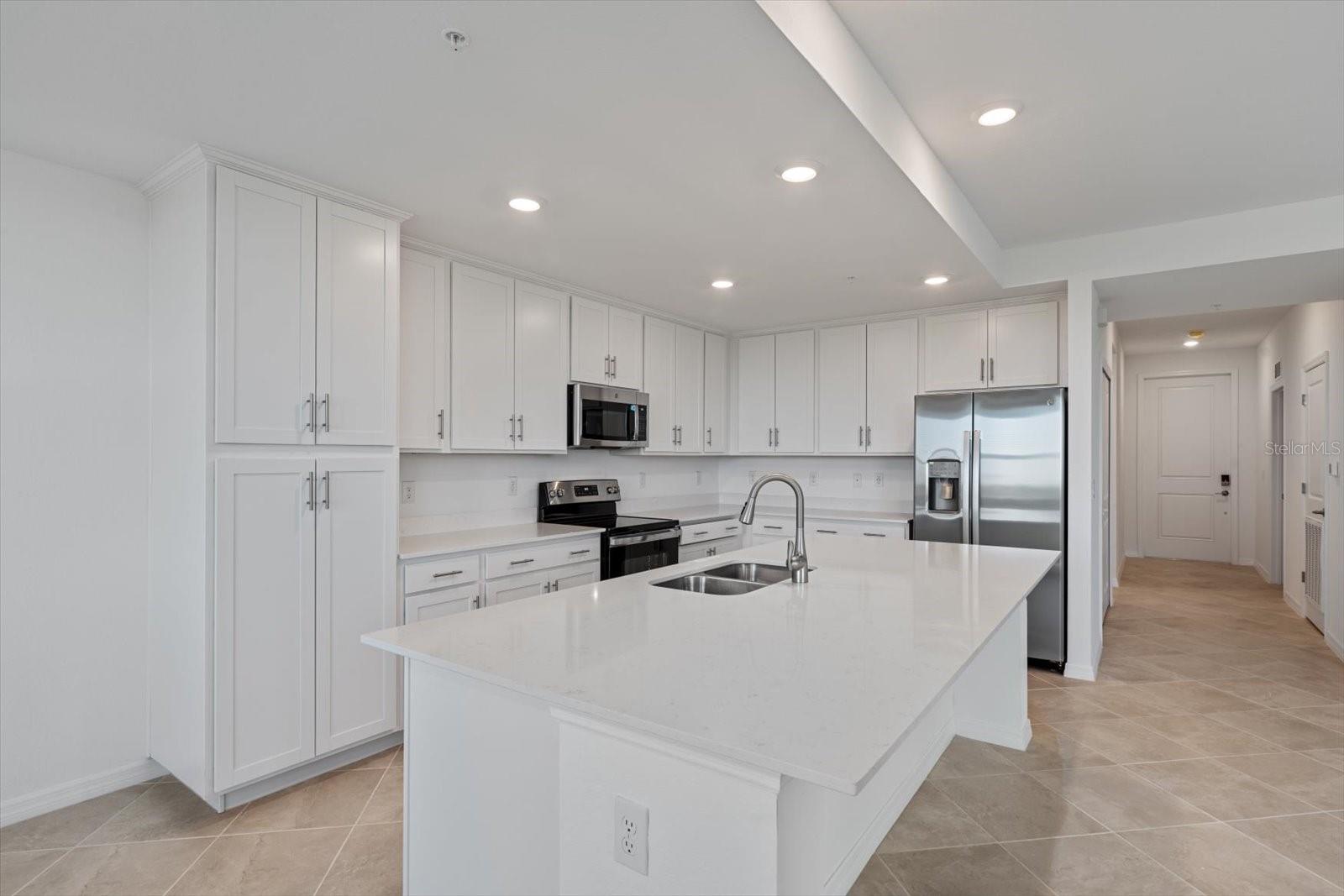 12180 WELLEN GOLF ST #302