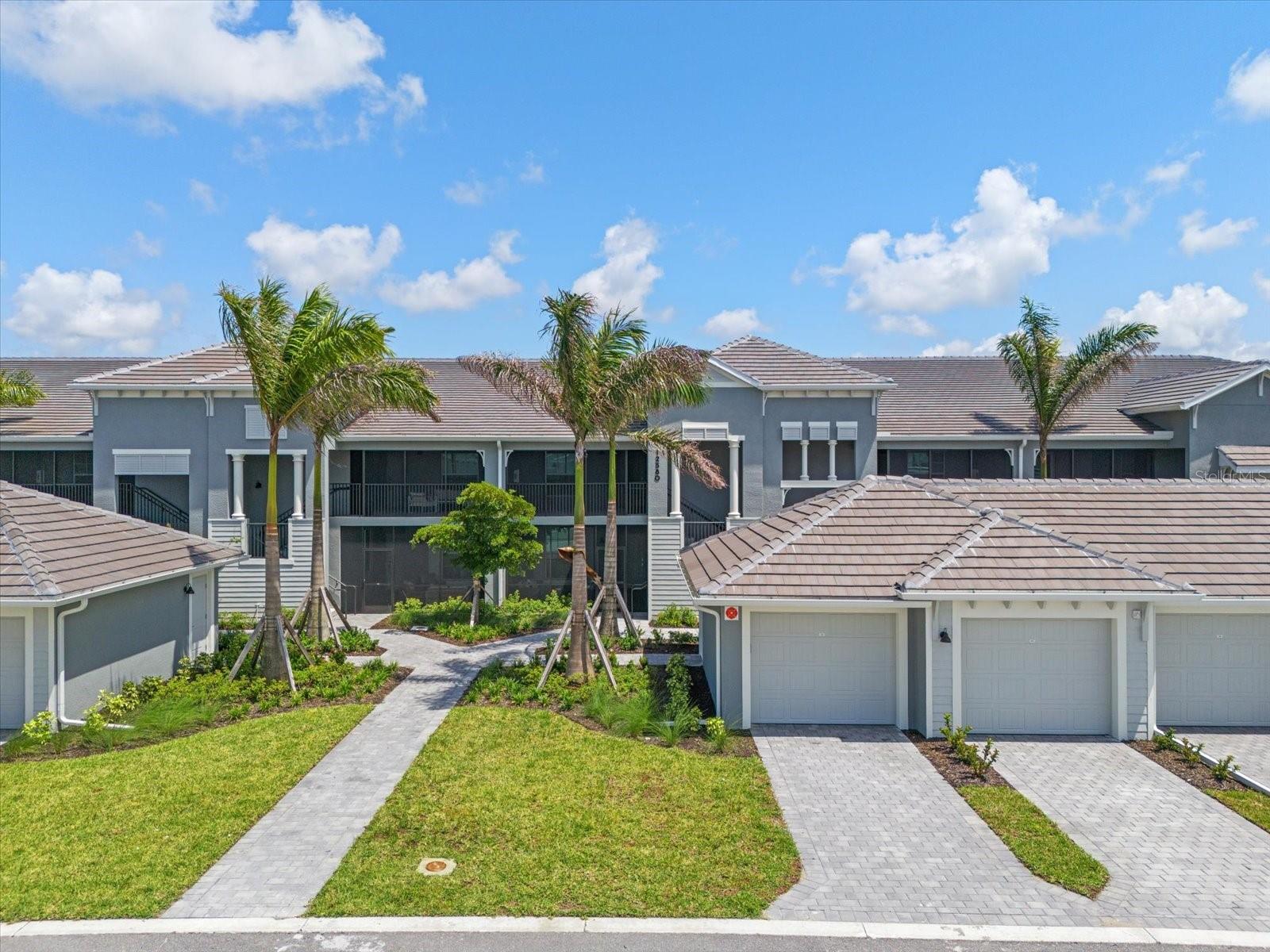 12580 GALAPAGOS CT #105
