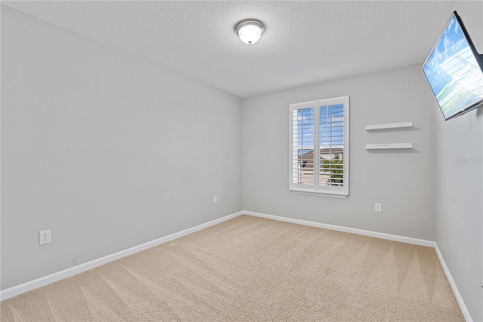 5334 BENTGRASS WAY