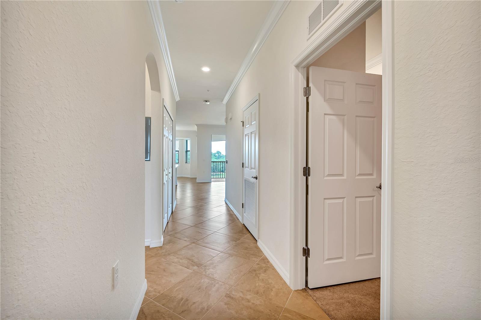 17118 VARDON TER #405