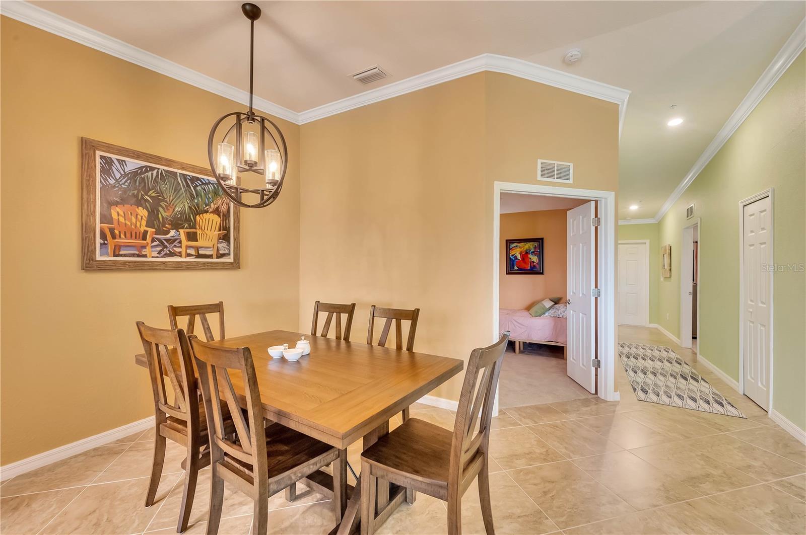 5517 PALMER CIR #203