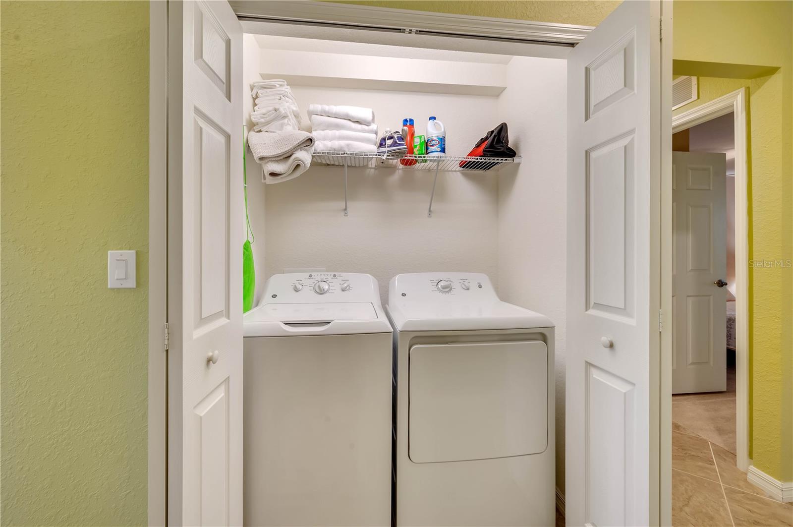 5517 PALMER CIR #203