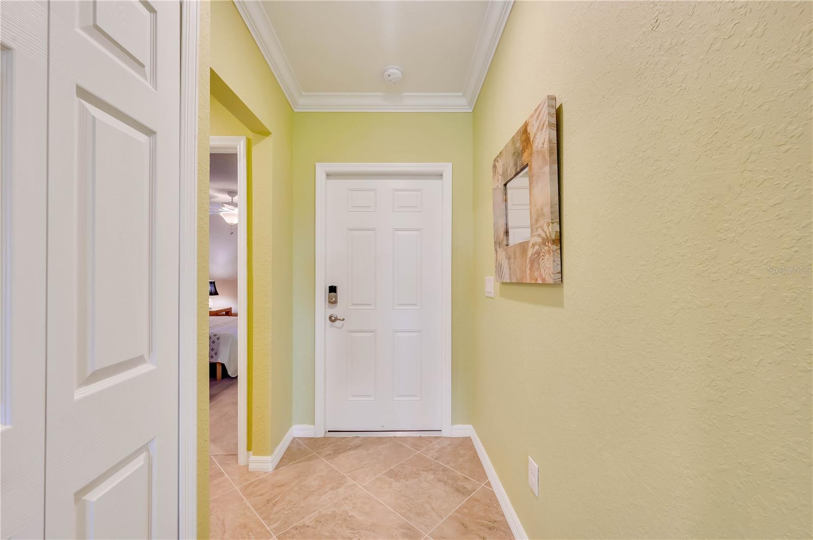 5517 PALMER CIR #203