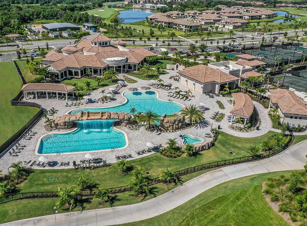 5517 PALMER CIR #203