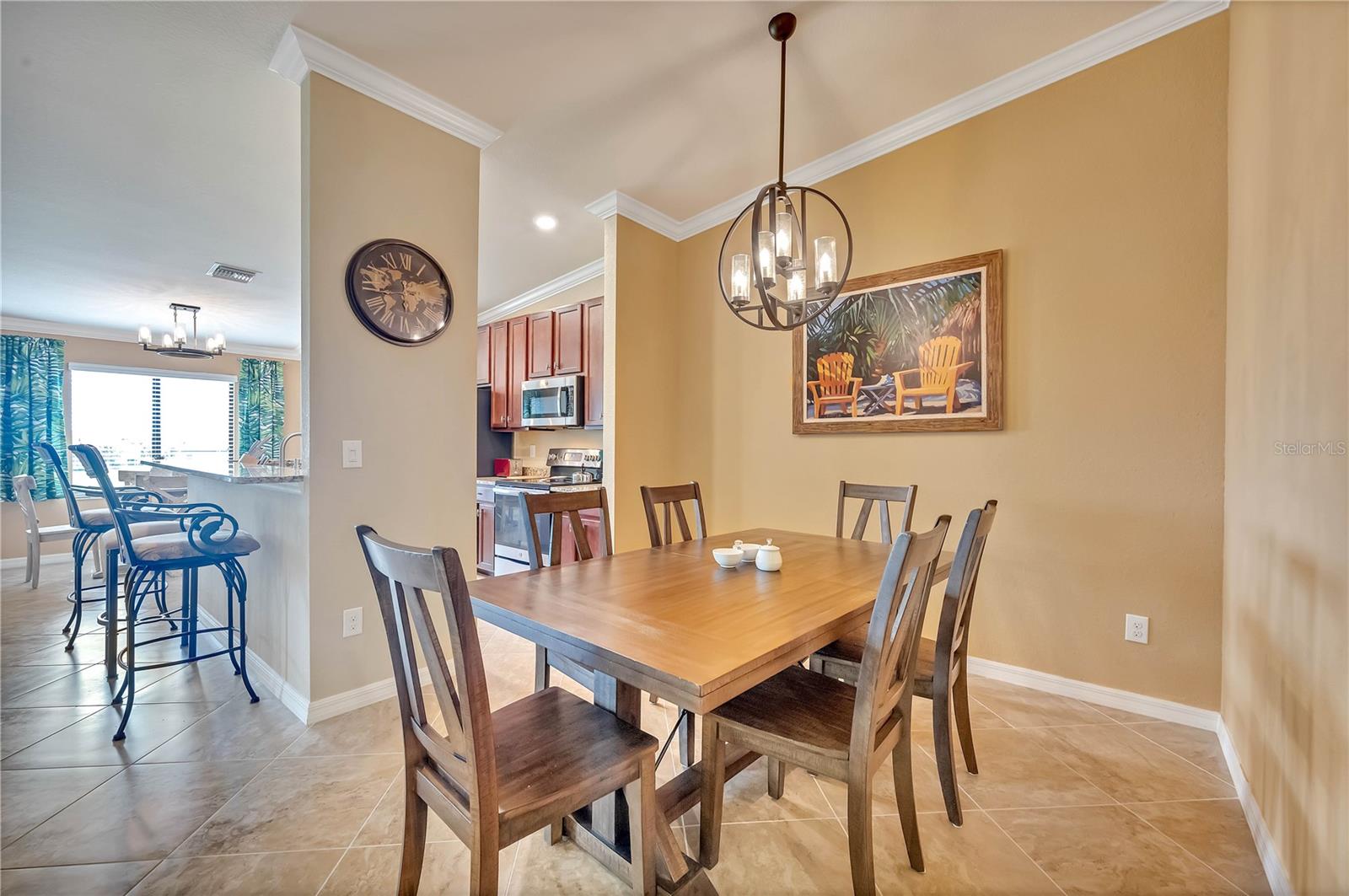 5517 PALMER CIR #203