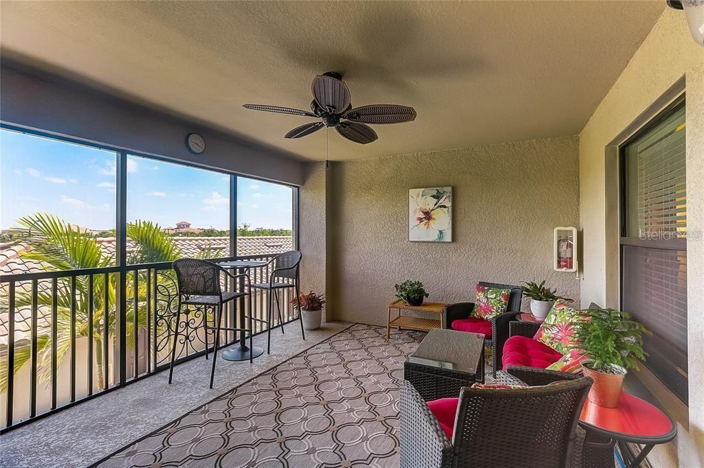 5517 PALMER CIR #203