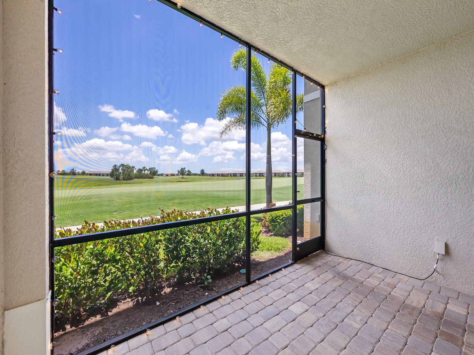 5694 PALMER CIR #105