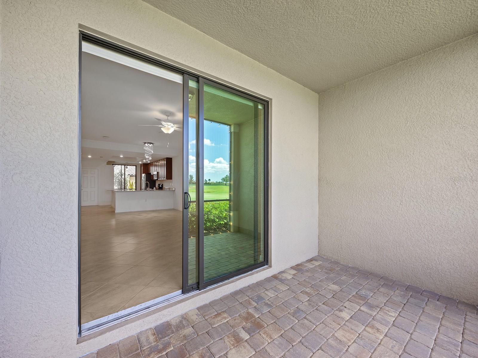 5694 PALMER CIR #105