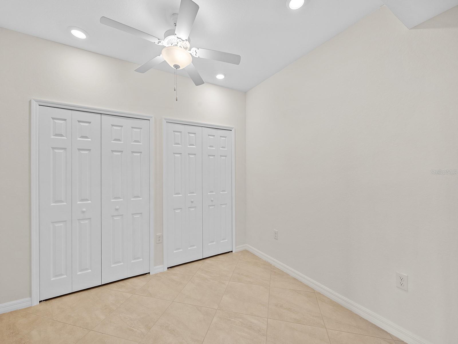 5694 PALMER CIR #105