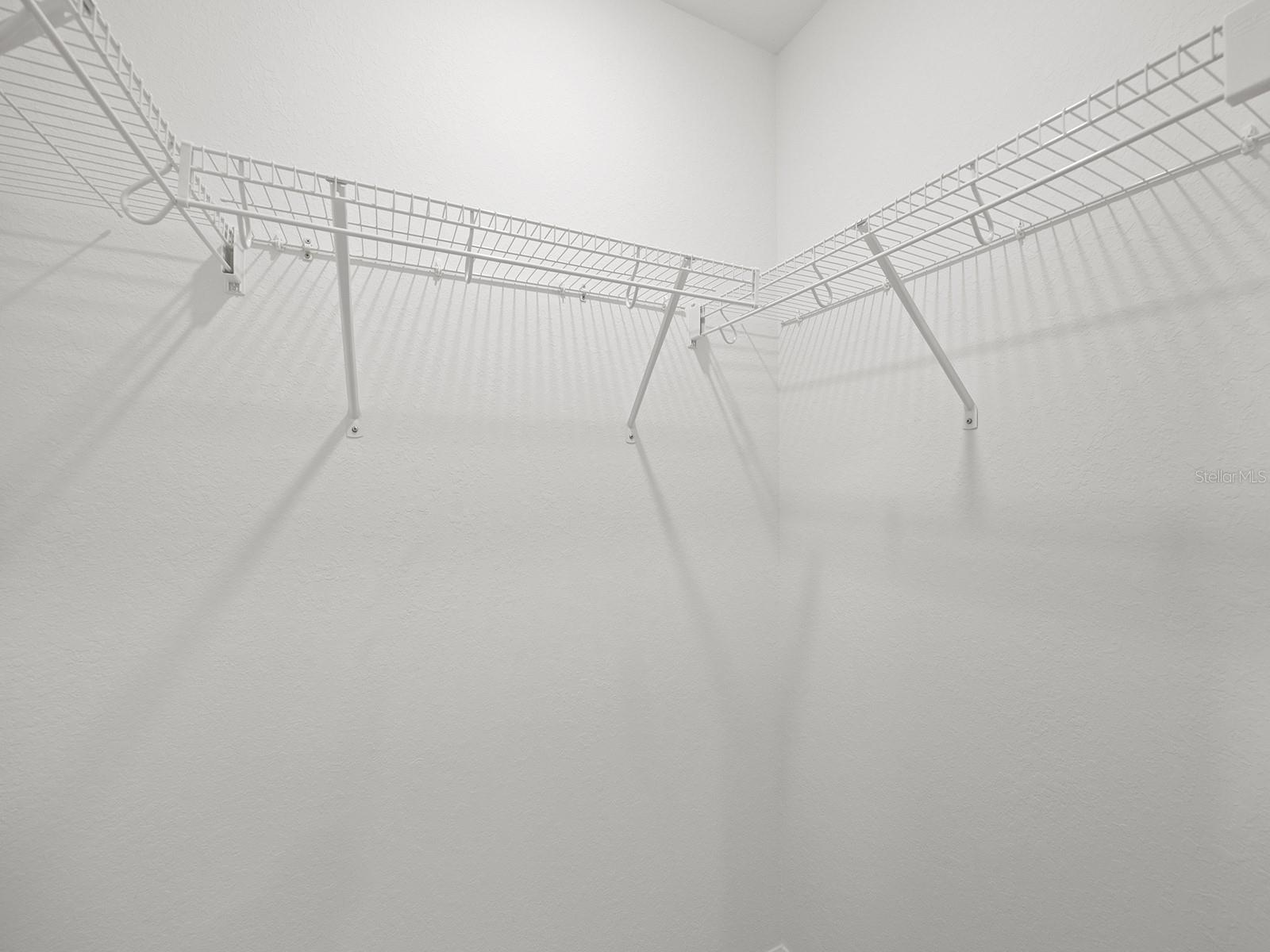 5694 PALMER CIR #105