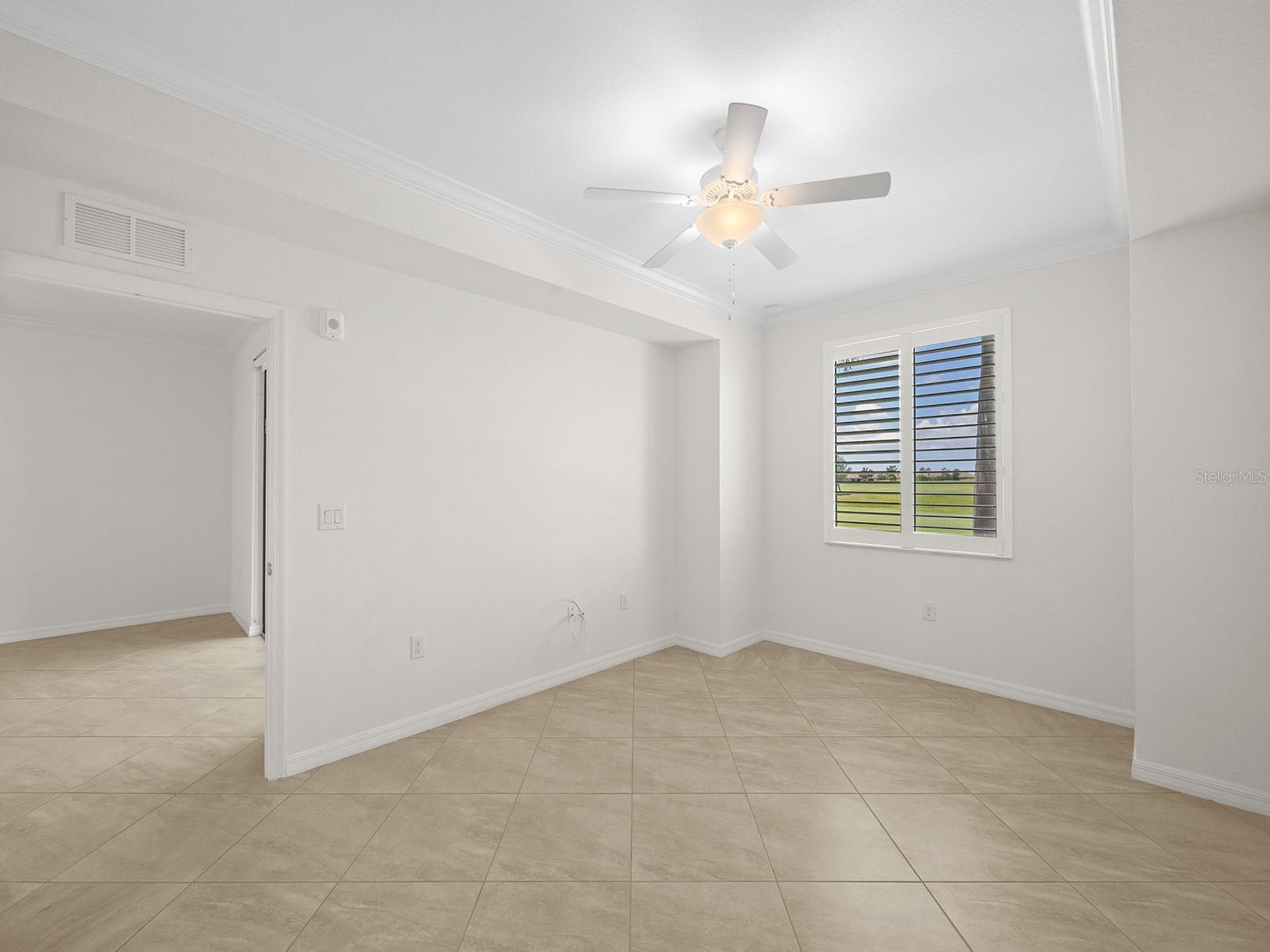 5694 PALMER CIR #105