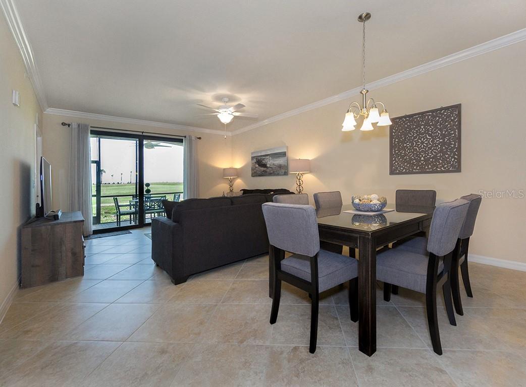 5518 PALMER CIR #102