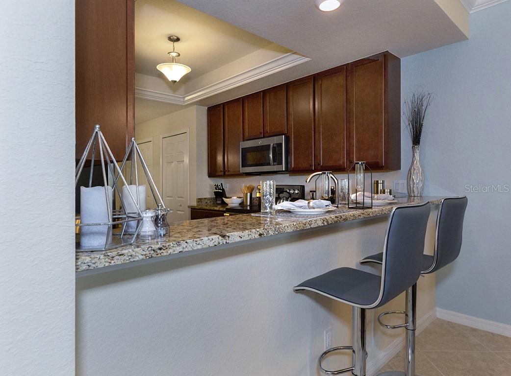 5528 PALMER CIR #105