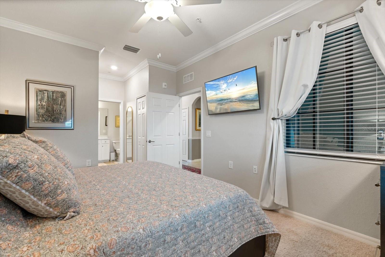 17520 GAWTHROP DR #401