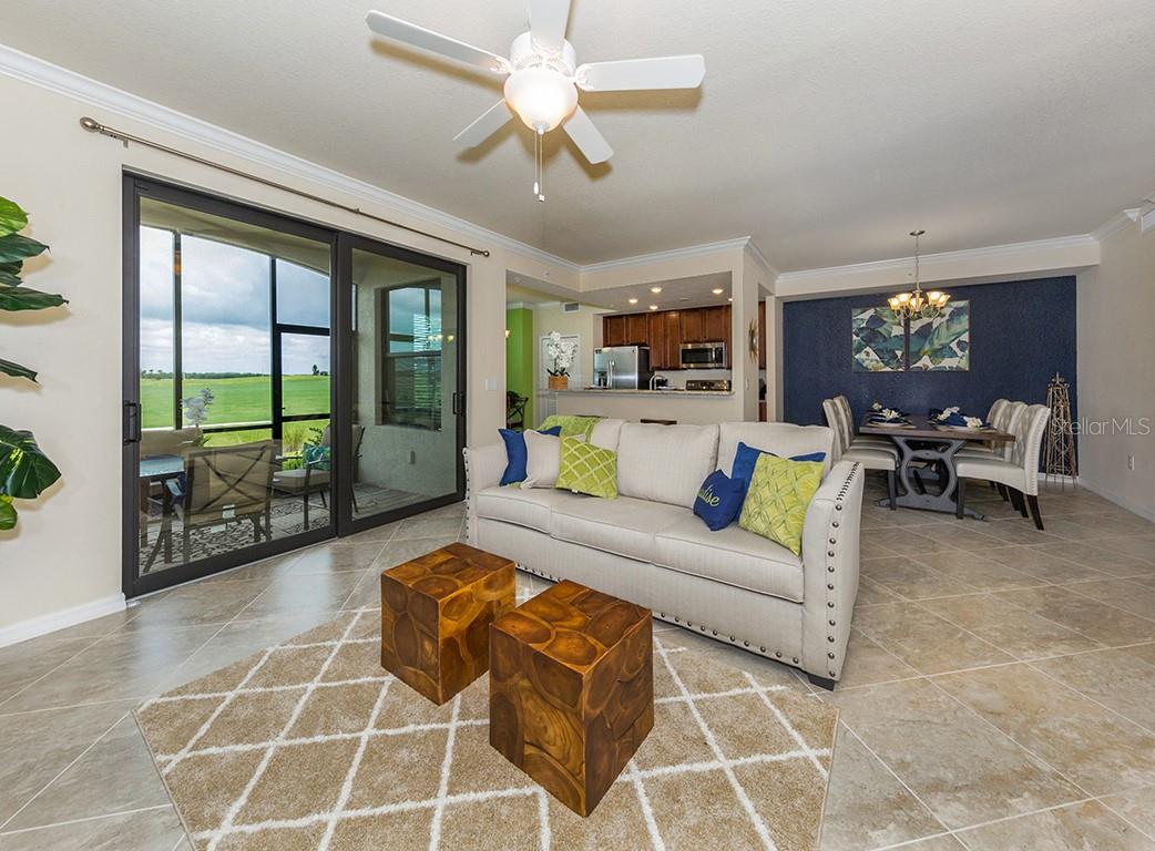 5548 PALMER CIR #103