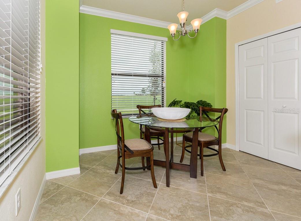 5548 PALMER CIR #103