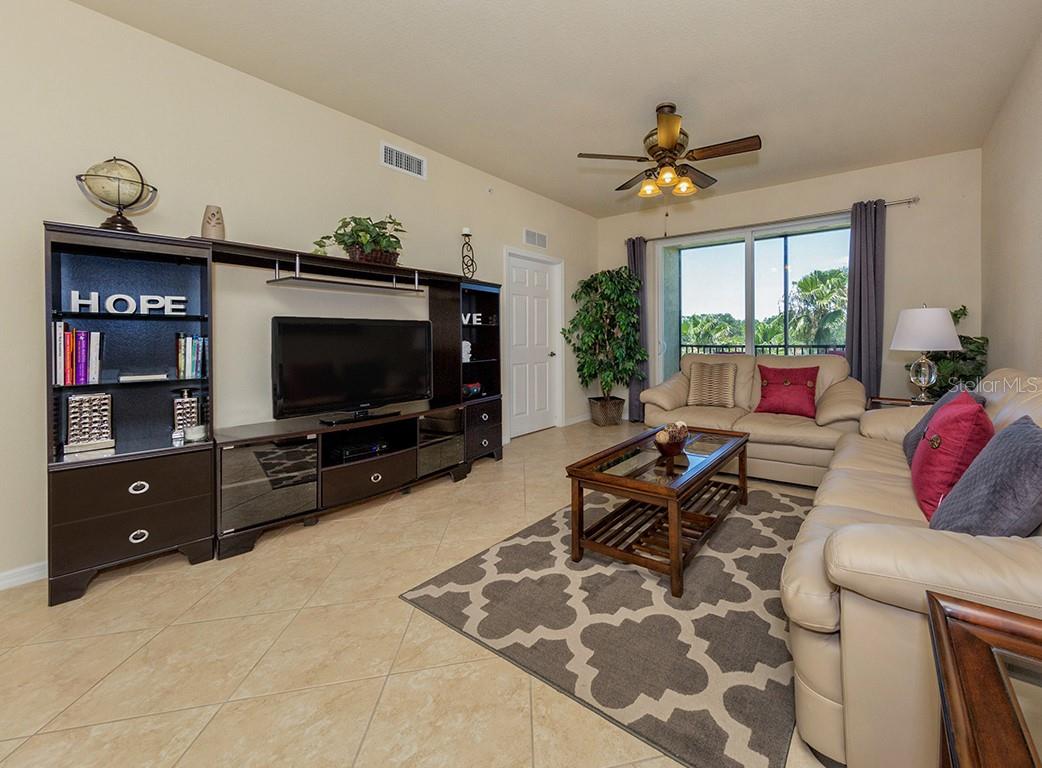 7607 GRAND ESTUARY TRL #304