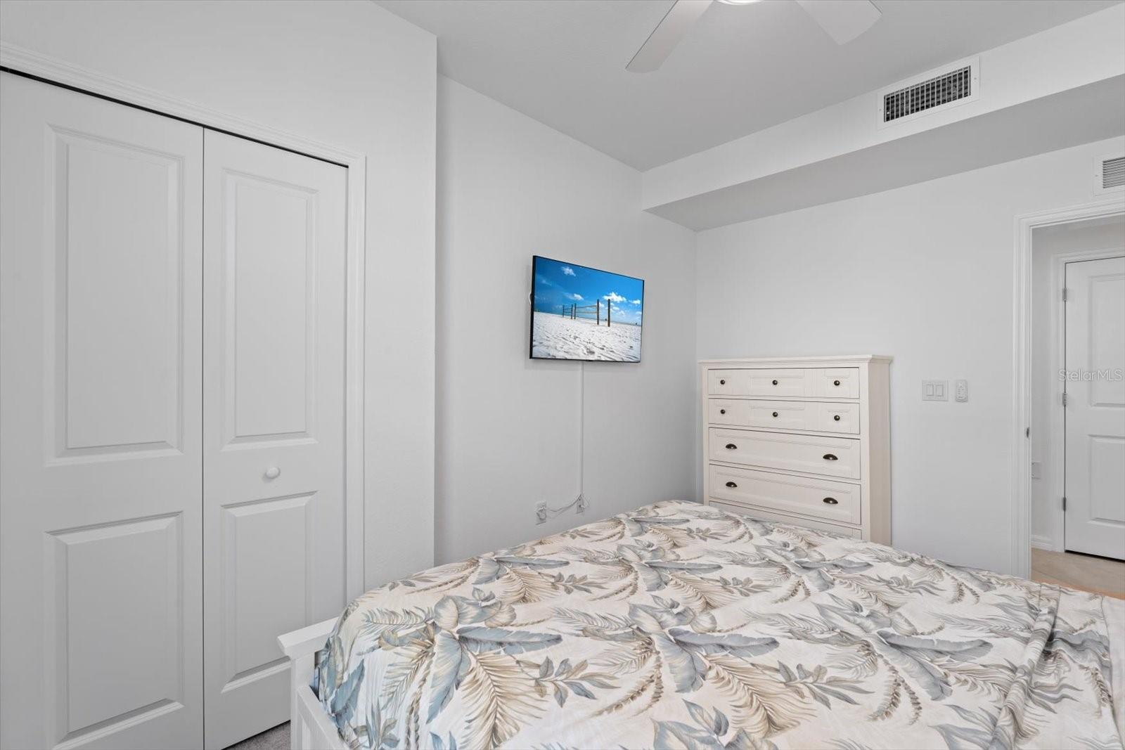 17585 BORACAY CT #2-102