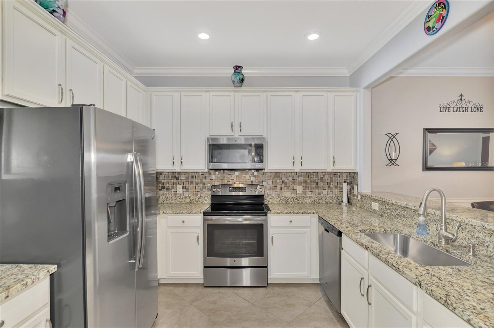 20145 LAGENTE CIR