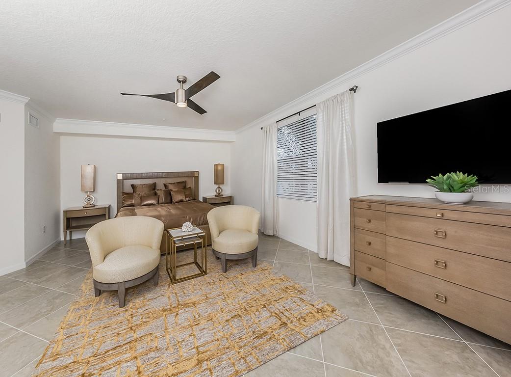 10792 TARFLOWER DR #102