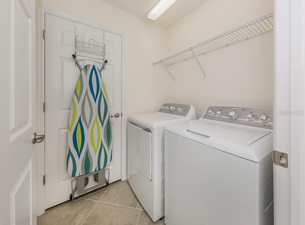 10792 TARFLOWER DR #102