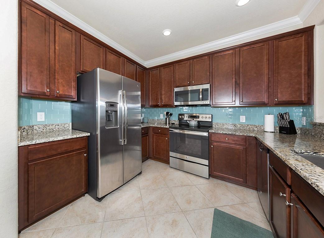 20169 LAGENTE CIR