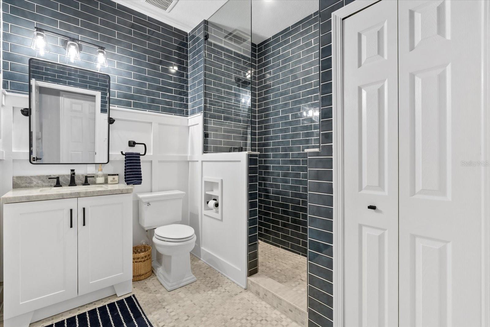 5836 WAKE FOREST RUN #102