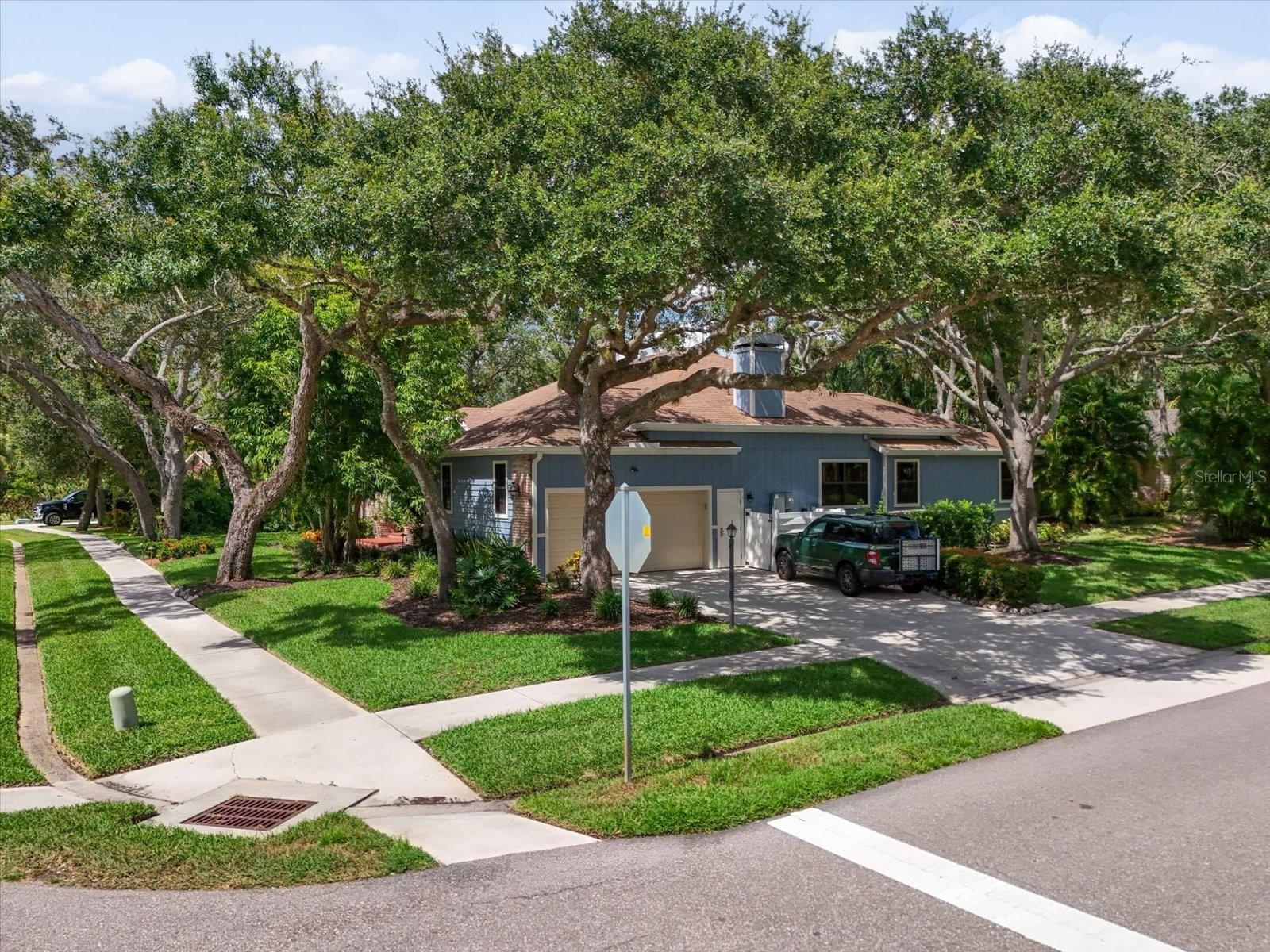 5481 CORK OAK ST