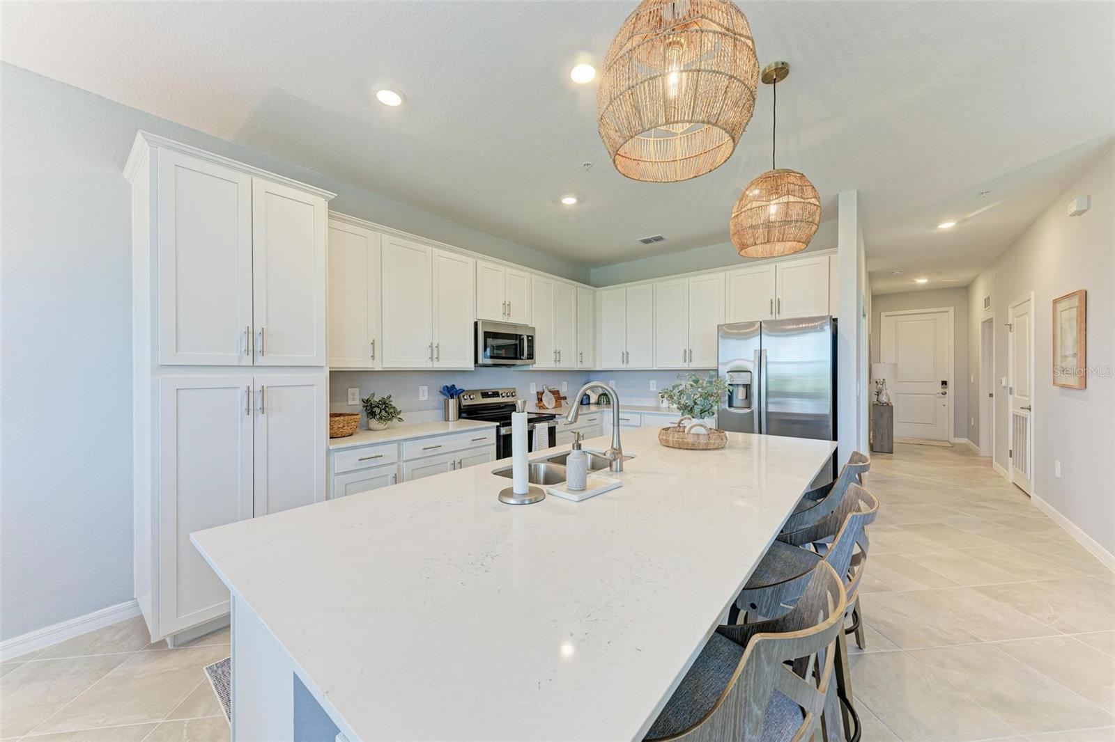 12320 WELLEN GOLF ST #402