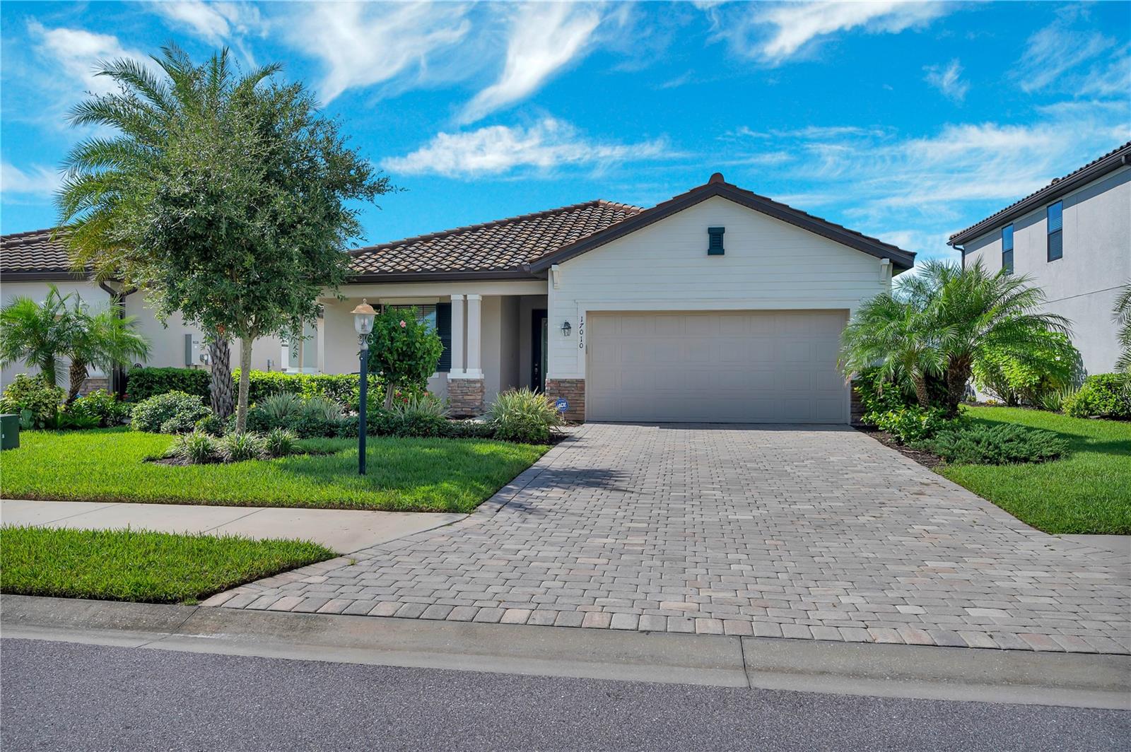 17010 BLUE RIDGE PL